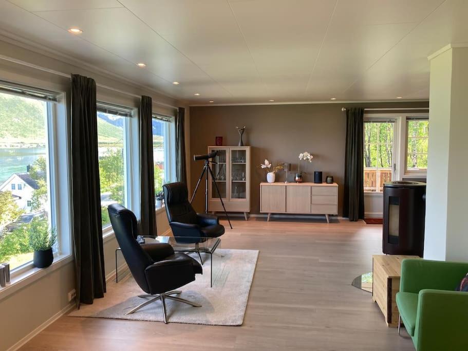 Villa Fantastic View, Quiet And Relaxing By The Sea Kvaloya Exterior foto